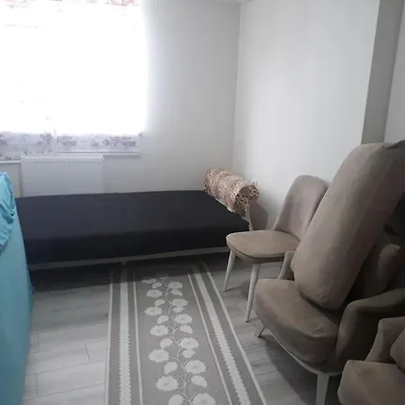Διαμέρισμα Only Females Are Given A For Rent *